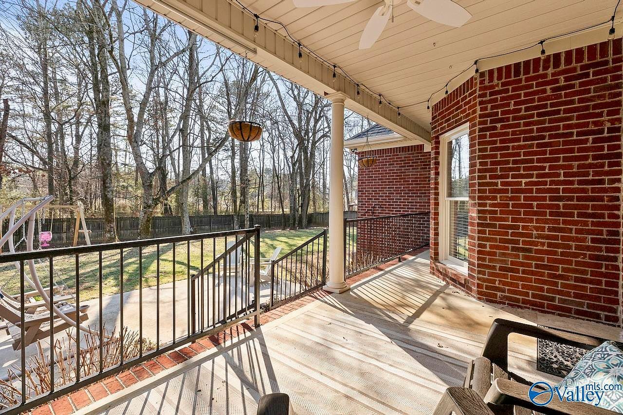 154 Redcliffe Dr Huntsville, AL 35806 - Thumbnail 4