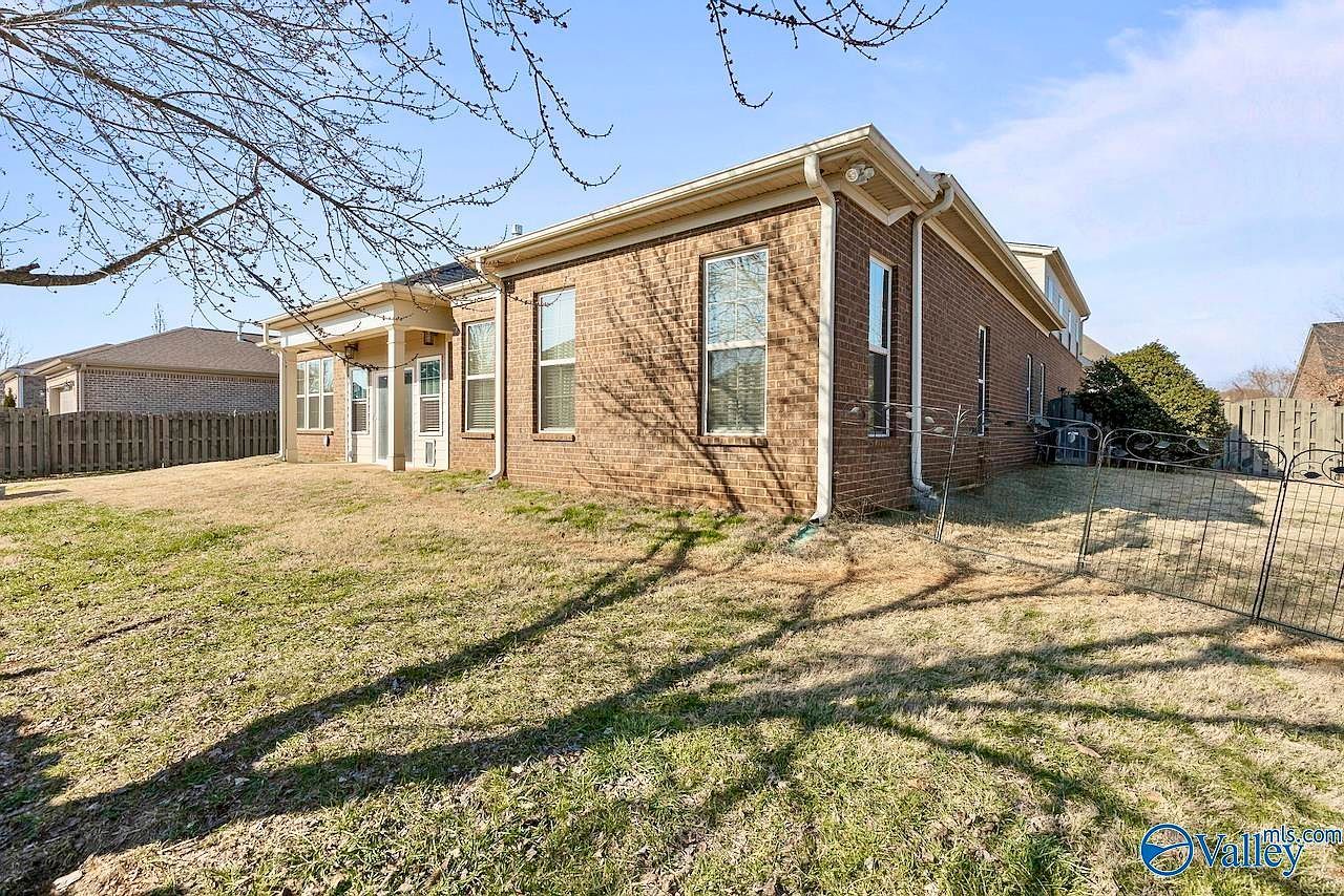 24 Tall Oak Blvd Huntsville, AL 35824 - Thumbnail 4