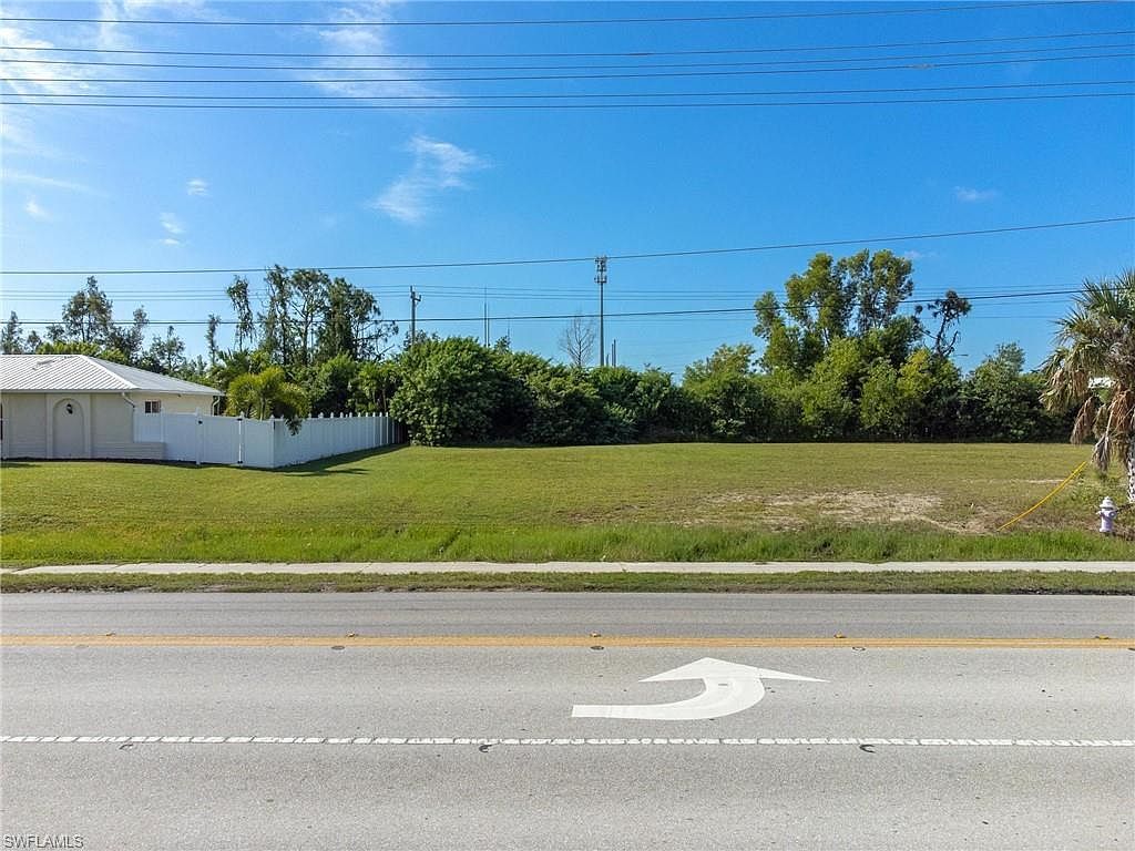 1924 SW 32nd St Cape Coral, FL 33914 - Thumbnail 4