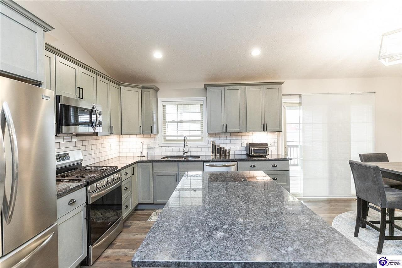 234 Royal Birkdale Ct Vine Grove, KY 40175 - Thumbnail 4