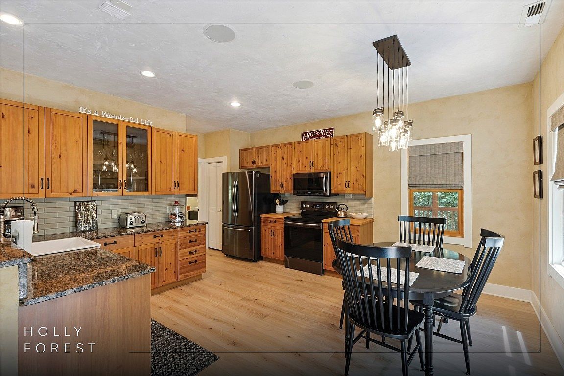 132 Azalea Ct Sapphire, NC 28774 - Thumbnail 4