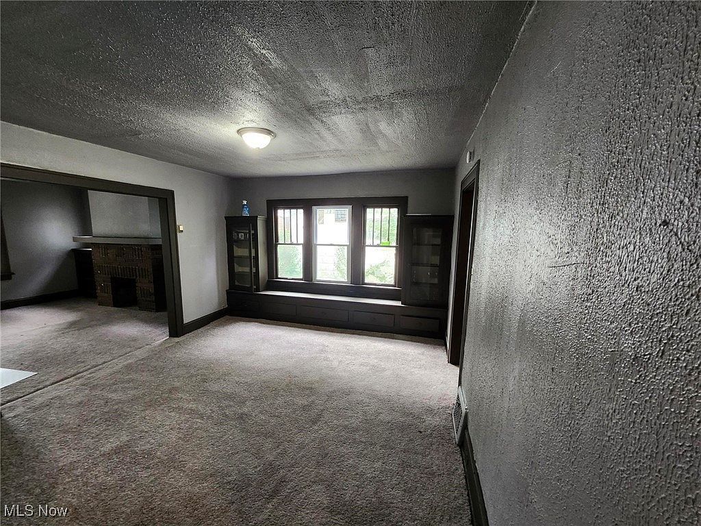 753 E 118th St Cleveland, OH 44108 - Thumbnail 4