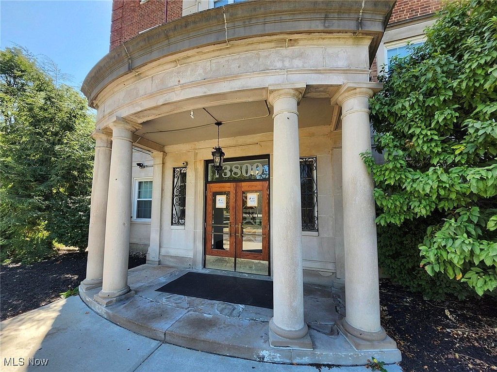 13800 Fairhill Rd APT 114 Cleveland, OH 44120 - Thumbnail 4