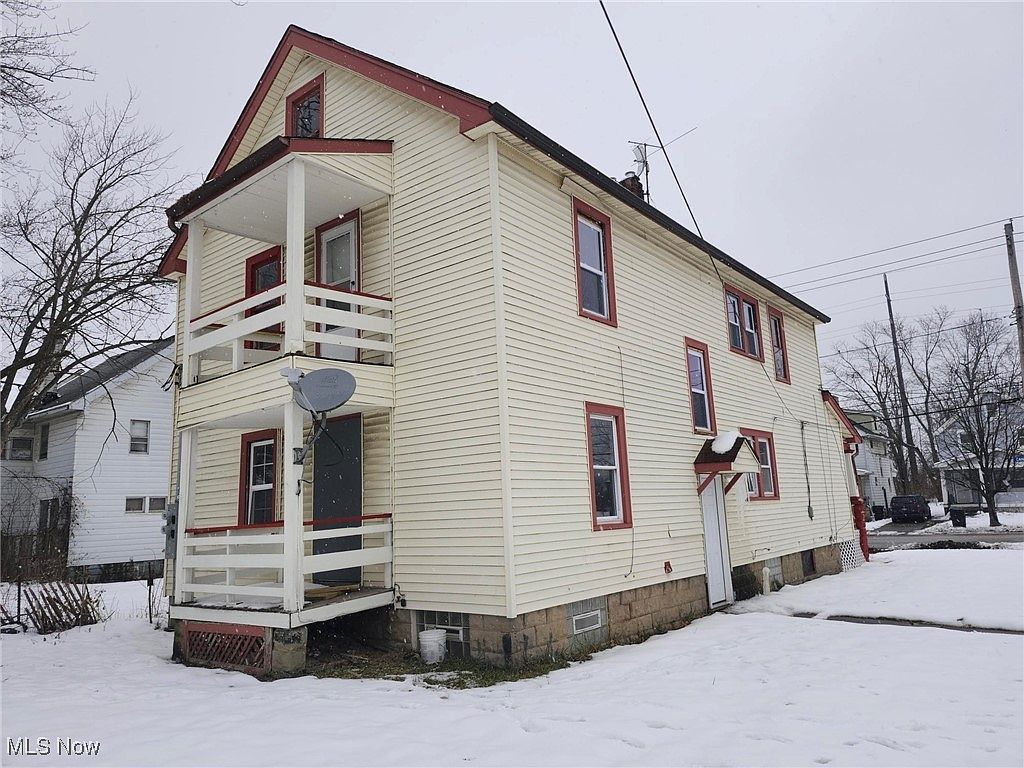 13322 Caine Ave Cleveland, OH 44105 - Thumbnail 4