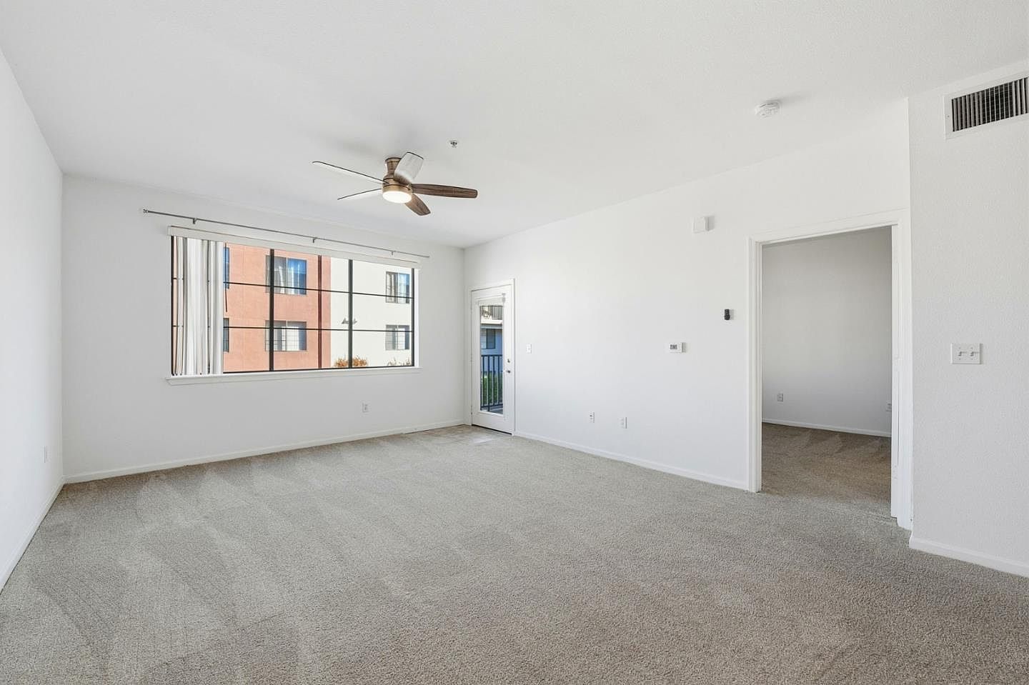 1060 S 3rd St APT 202 San Jose, CA 95112 - Thumbnail 4