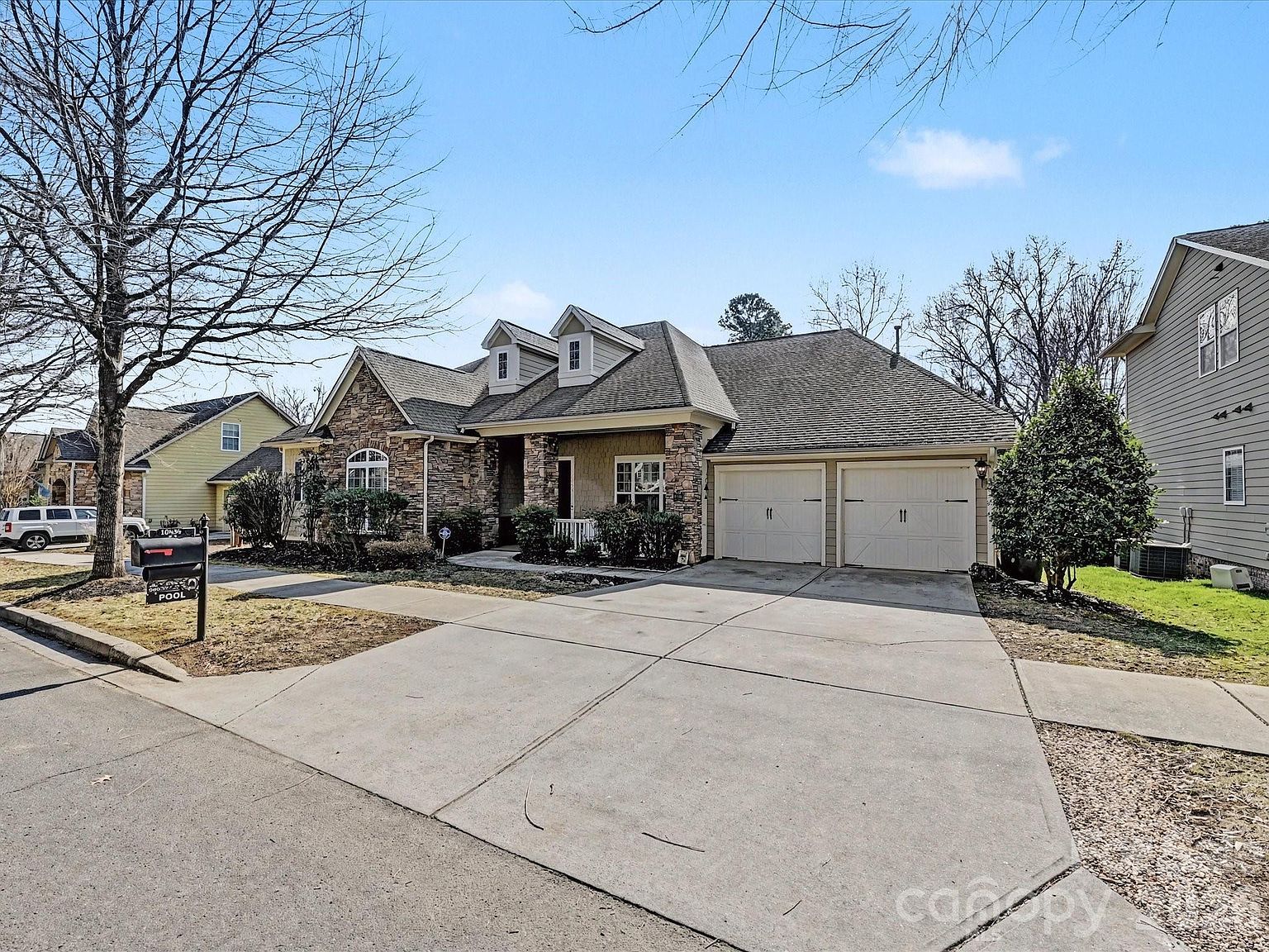 10434 Donahue Dr Huntersville, NC 28078 - Thumbnail 4