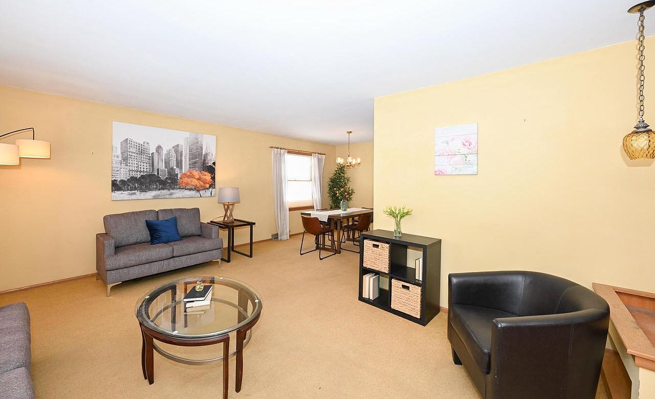 5316 Robin Dr Greendale, WI 53129 - Thumbnail 4