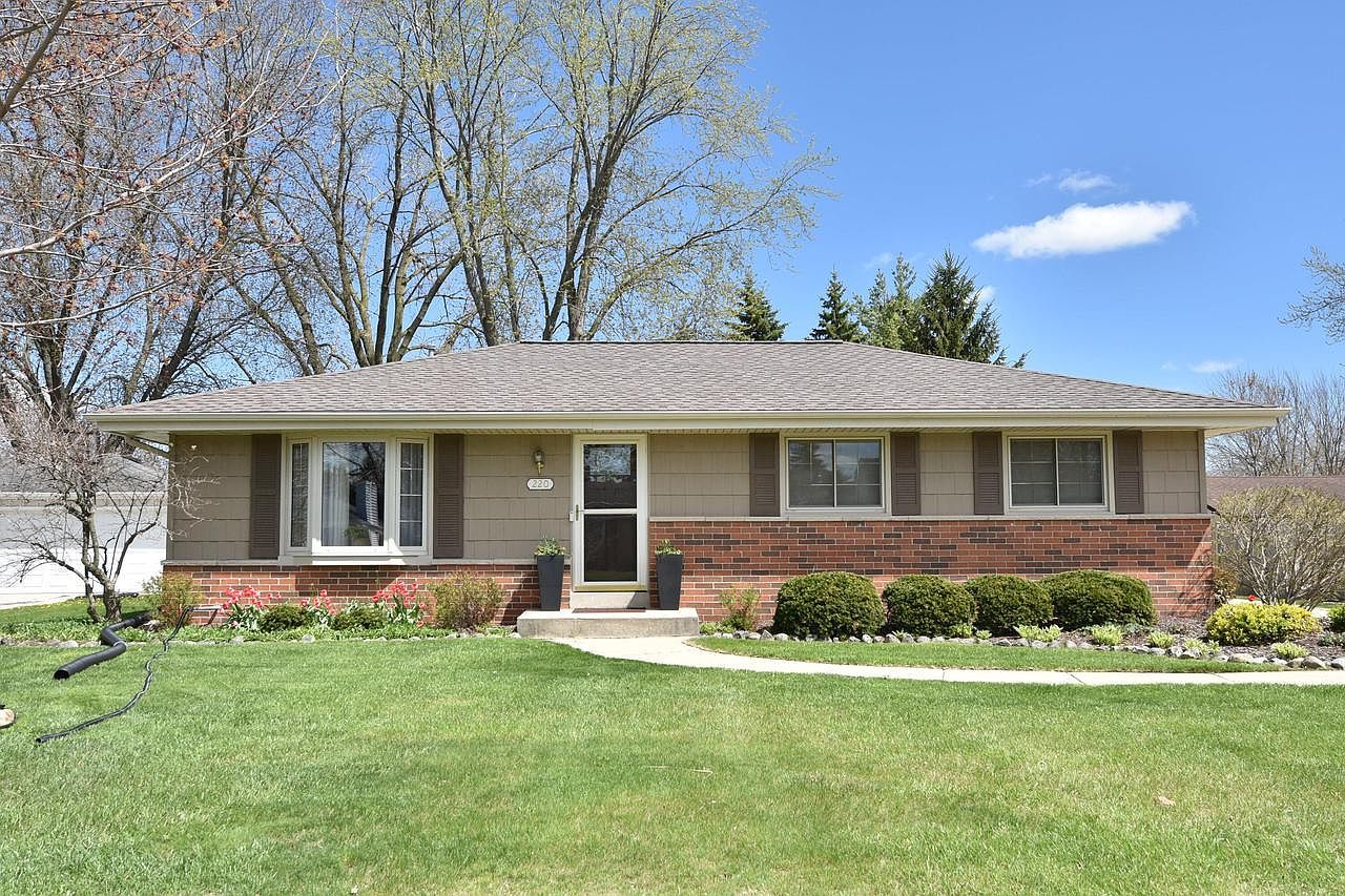 220 Judge Dr Saukville, WI 53080 - Thumbnail 4