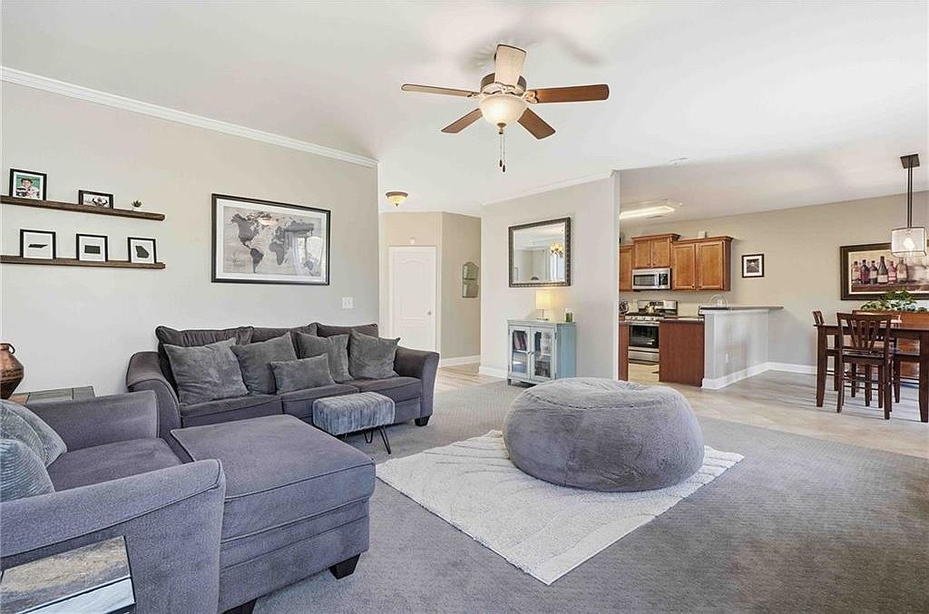 2130 Hamby Cove Dr NW Acworth, GA 30102 - Thumbnail 4