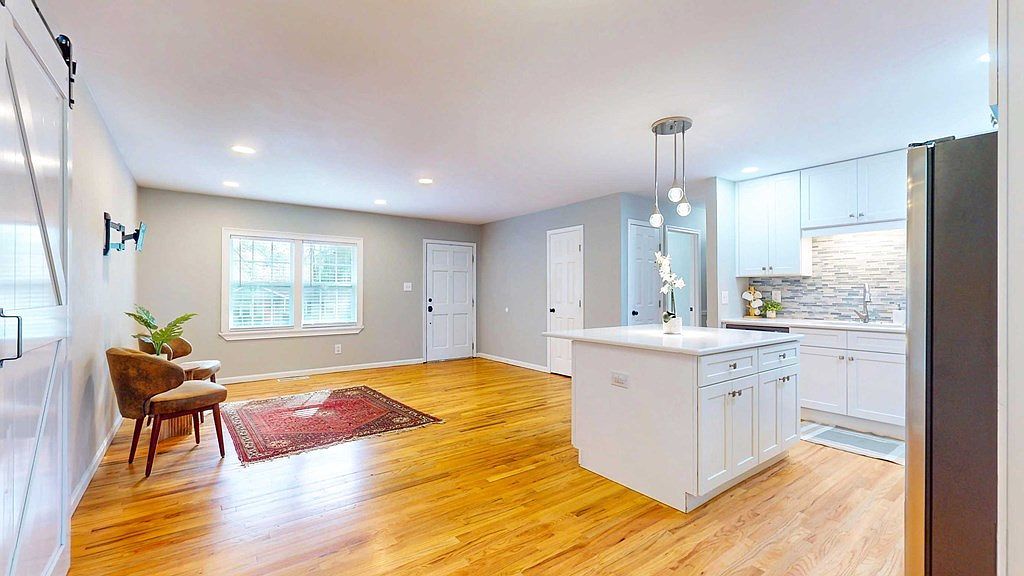 1107 Bluebird Ave Thomasville, GA 31792 - Thumbnail 4