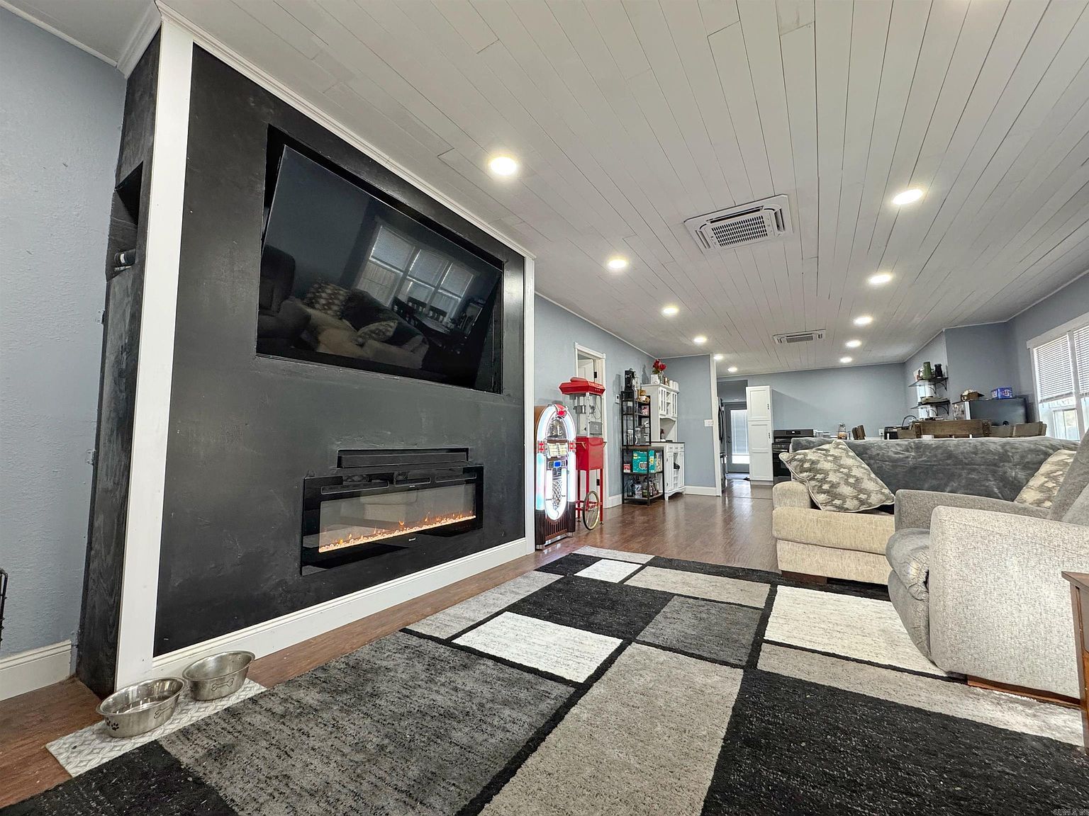 1123 N Greenwich Ave Russellville, AR 72801 - Thumbnail 4