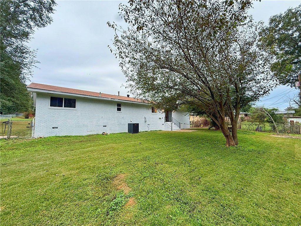 309 E Date St Russellville, AR 72802 - Thumbnail 4