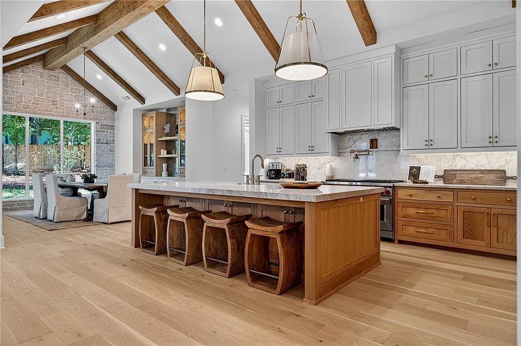 193 Jere Dr Alpharetta, GA 30009 - Thumbnail 4