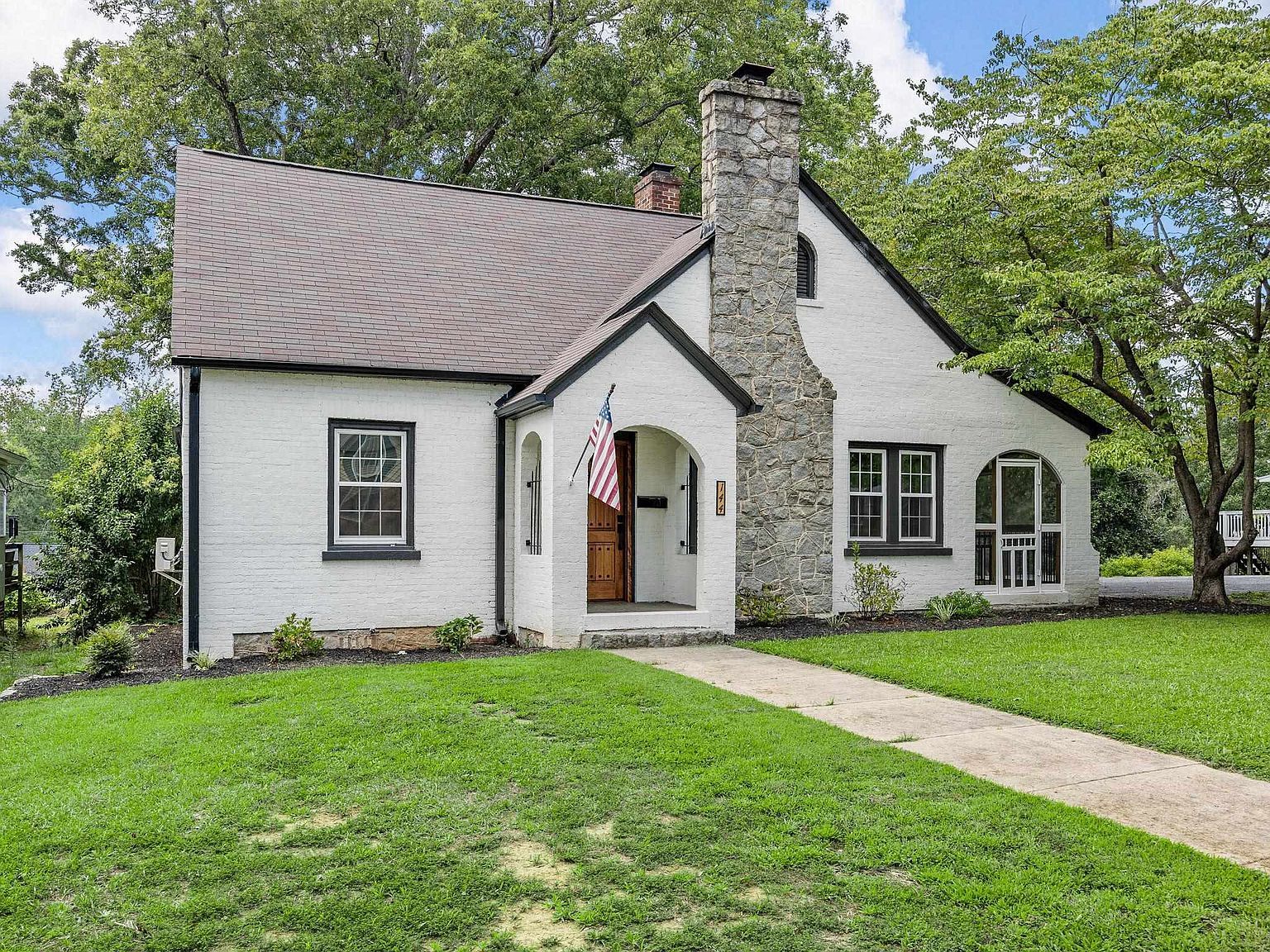 144 E Victoria Rd Spartanburg, SC 29301 - Thumbnail 4