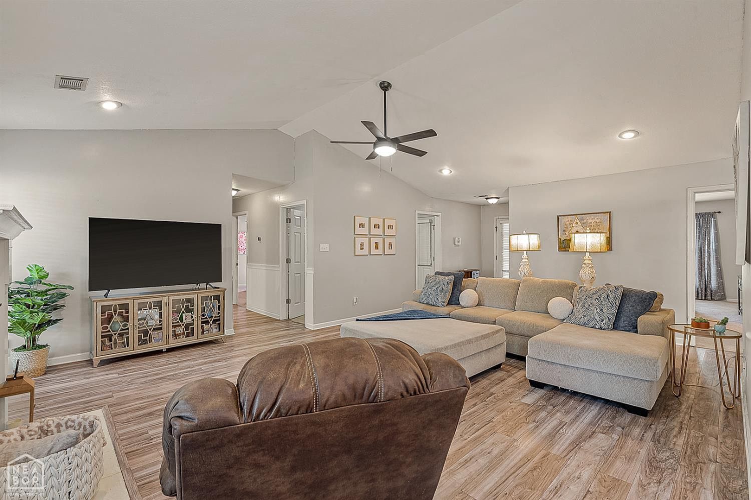 1900 Oakwood Cir Jonesboro, AR 72404 - Thumbnail 4