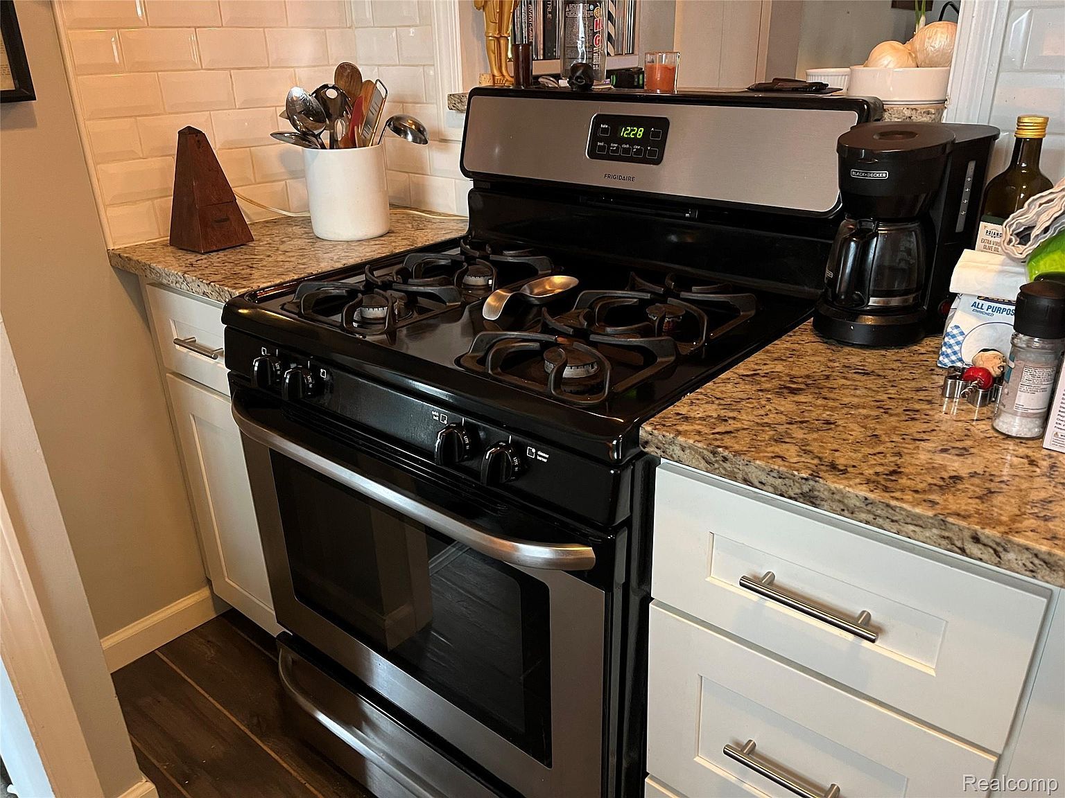 515 Farmdale St Ferndale, MI 48220 - Thumbnail 4