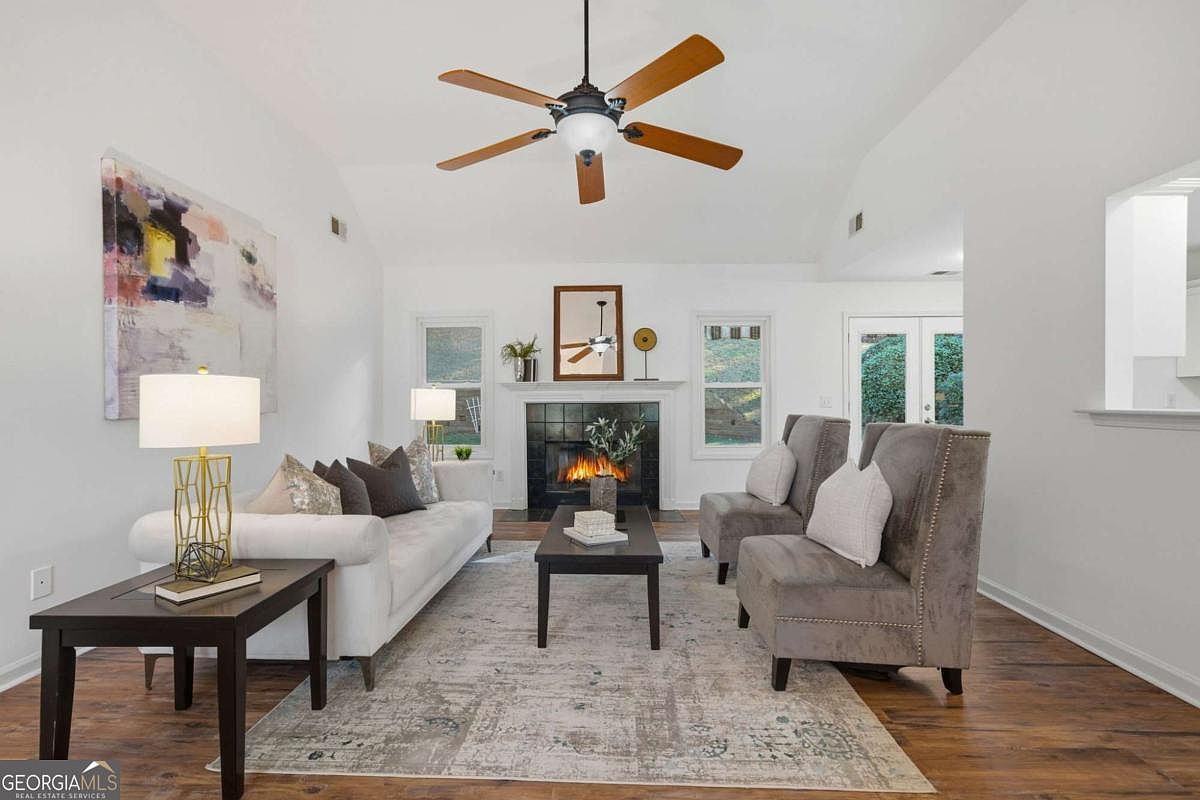 2515 Churchill Downs Cumming, GA 30041 - Thumbnail 4