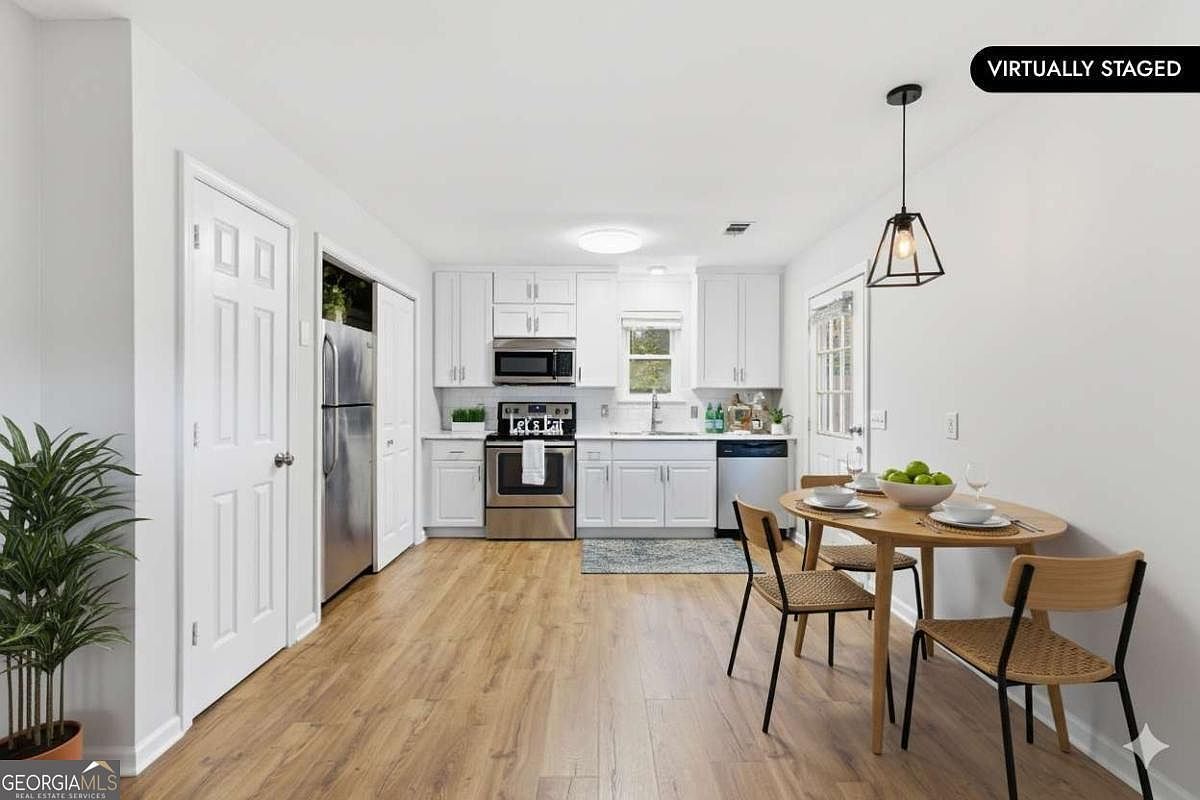 2690 Fairlane Dr Cumming, GA 30041 - Thumbnail 4