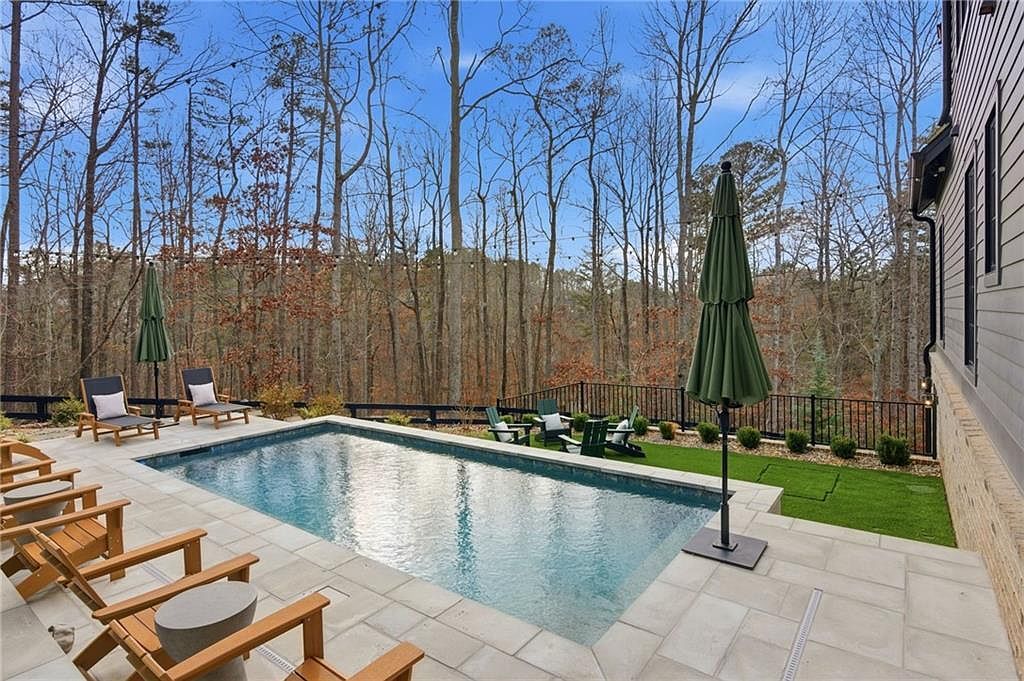 4620 Palmetto Ln Cumming, GA 30041 - Thumbnail 4