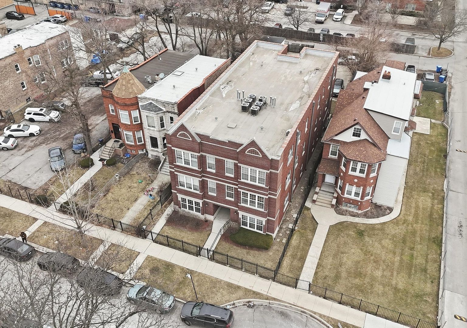 (undisclosed Address) Chicago, IL 60644 - Thumbnail 4