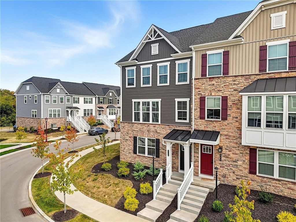 481 Nolan Cir Cranberry Township, PA 16066 - Thumbnail 4