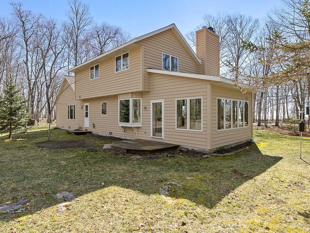 4209 Glidden Dr Sturgeon Bay, WI 54235 - Thumbnail 4