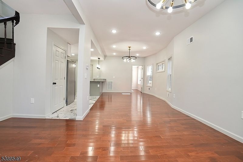 68 Bell St Belleville, NJ 07109 - Thumbnail 4