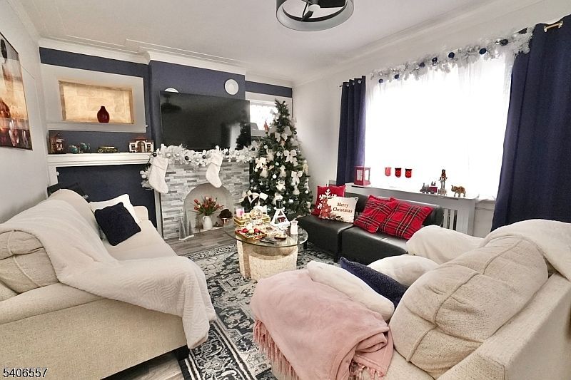 99 Grafton Ave Newark, NJ 07104 - Thumbnail 4