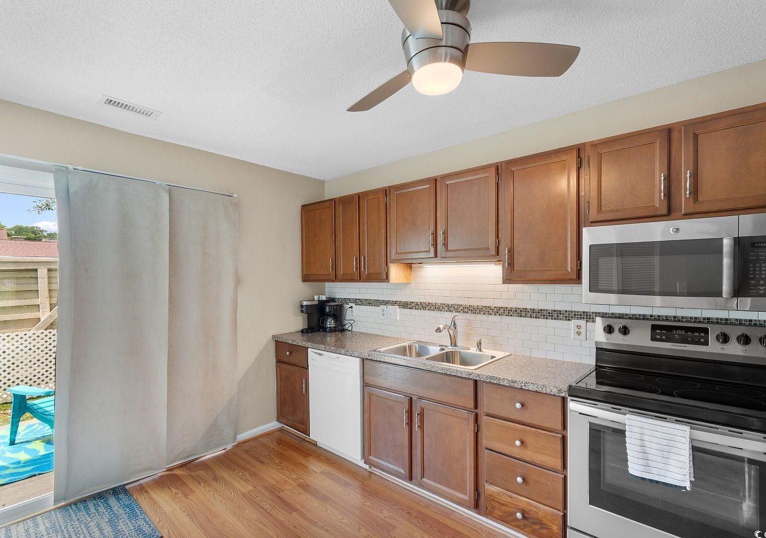 1011 Hunter Ave APT 1 North Myrtle Beach, SC 29582 - Thumbnail 4