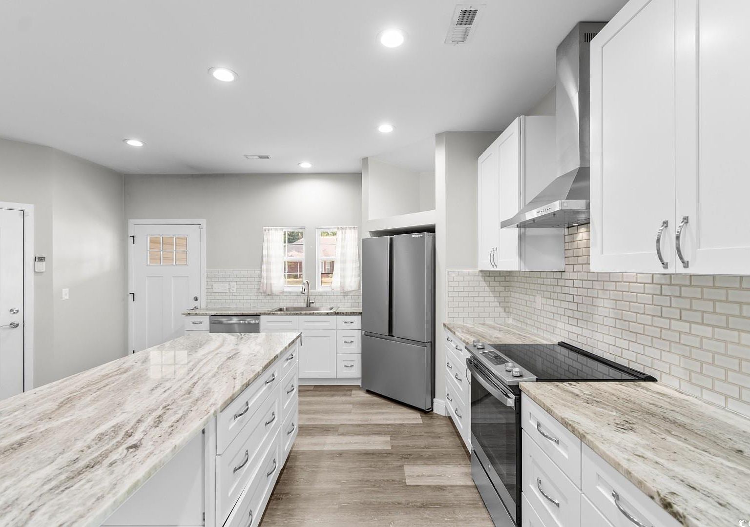 1719 Horry St Conway, SC 29527 - Thumbnail 4