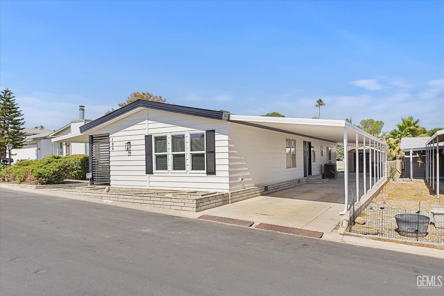 8536 Kern Canyon Rd SPACE 186 Bakersfield, CA 93306 - Thumbnail 4