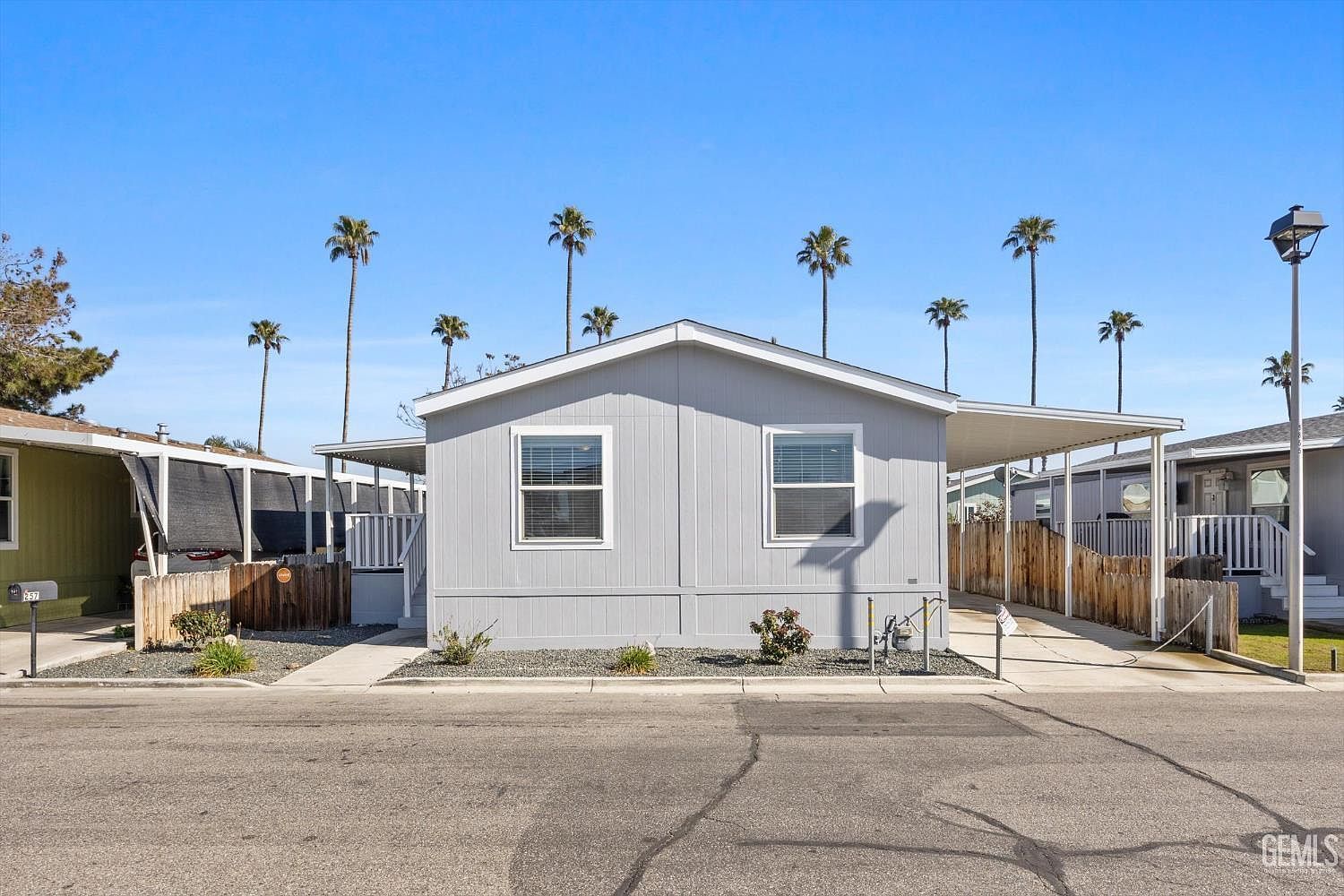 256 Mary Kay Ln Bakersfield, CA 93308 - Thumbnail 4