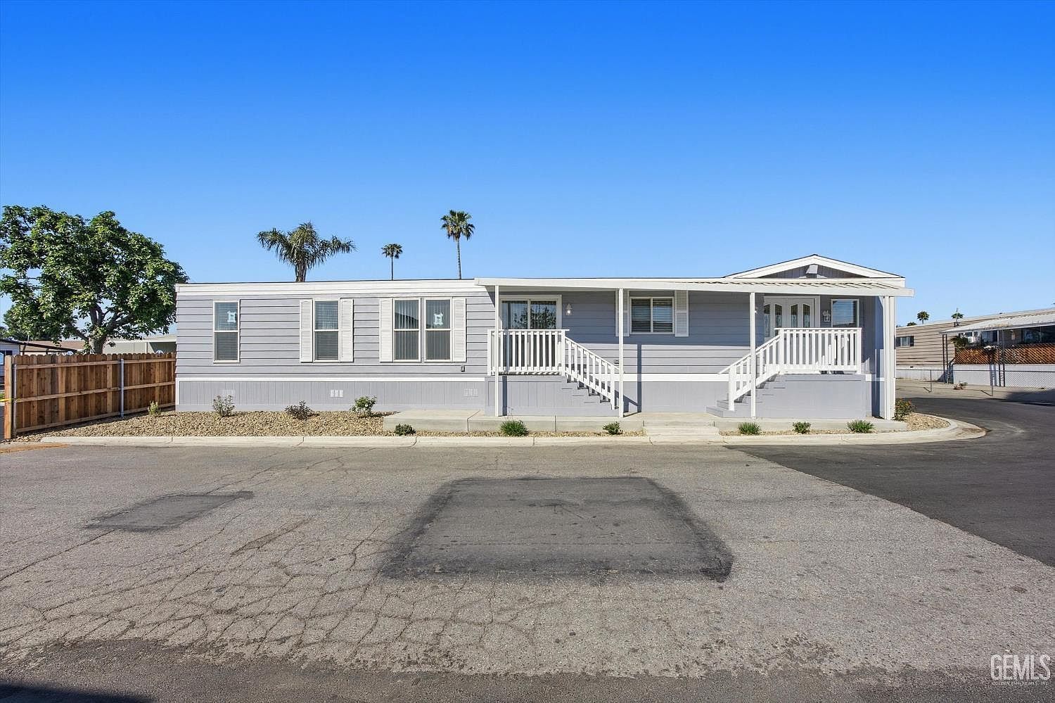 152 Torrey Pine Ln Bakersfield, CA 93308 - Thumbnail 4