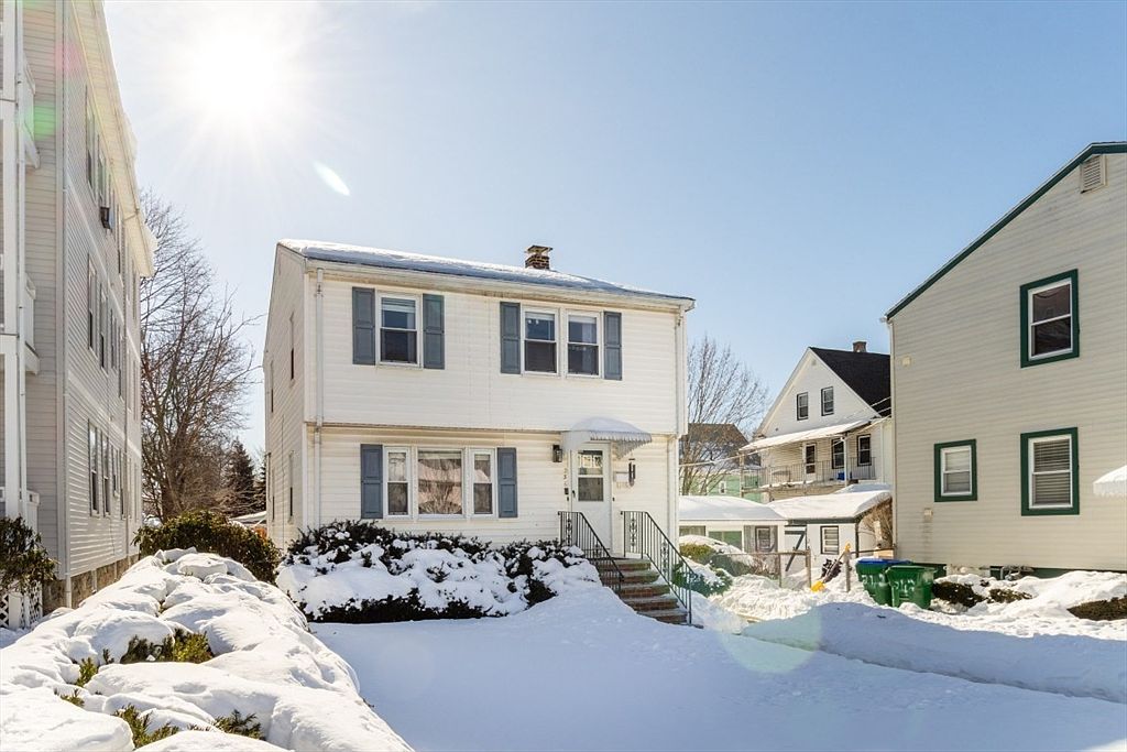 236 Fellsway W Medford, MA 02155 - Thumbnail 4
