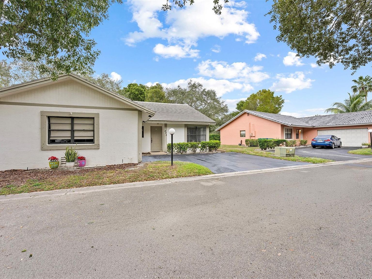 425 Shadow Wood Ln Coral Springs, FL 33071 - Thumbnail 4