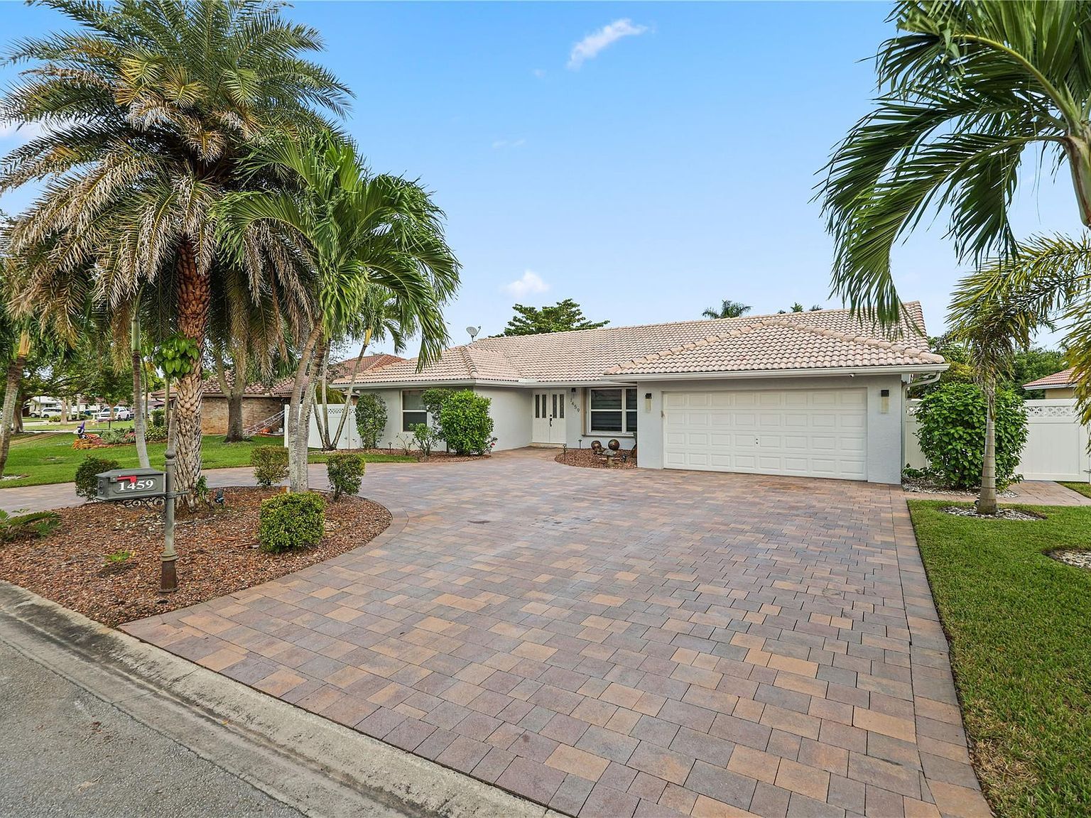 1459 NW 113th Ter Coral Springs, FL 33071 - Thumbnail 4