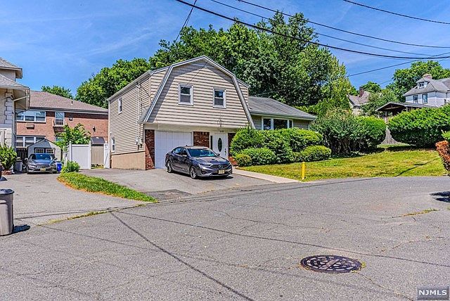 115 Bogota Gdns Bogota, NJ 07603 - Thumbnail 4