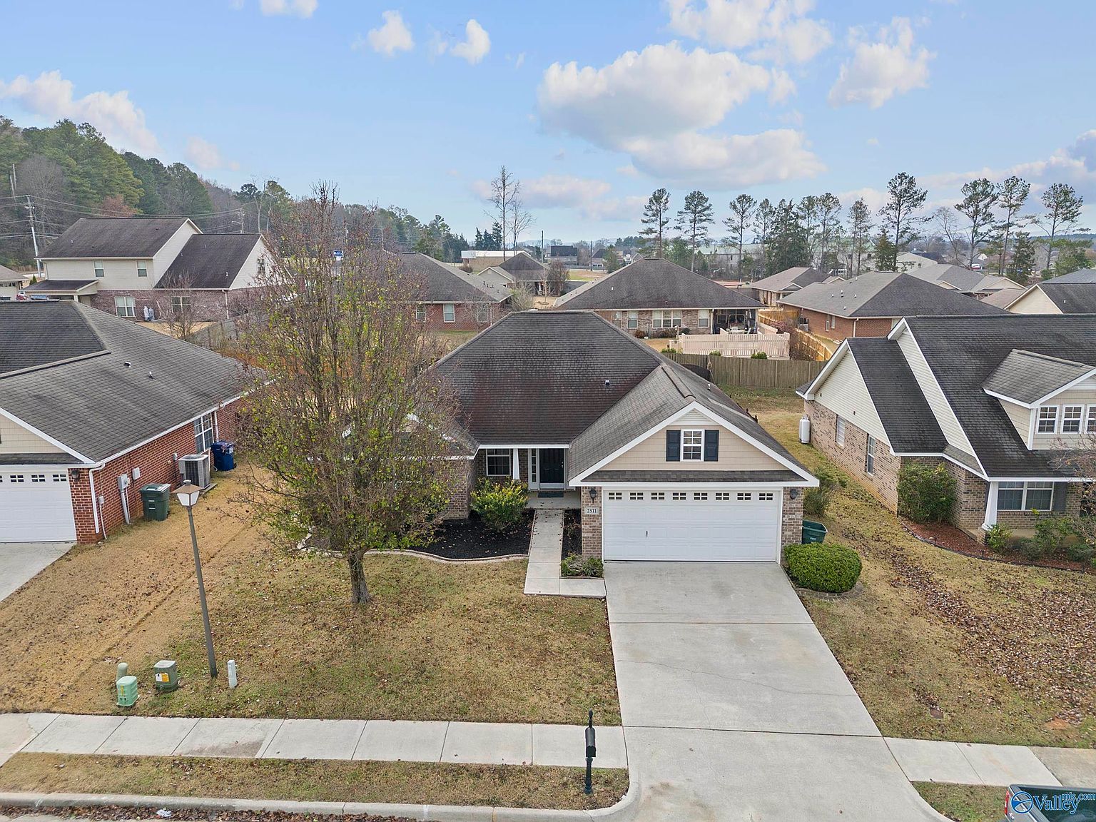 2511 Slate Dr SW Huntsville, AL 35803 - Thumbnail 4