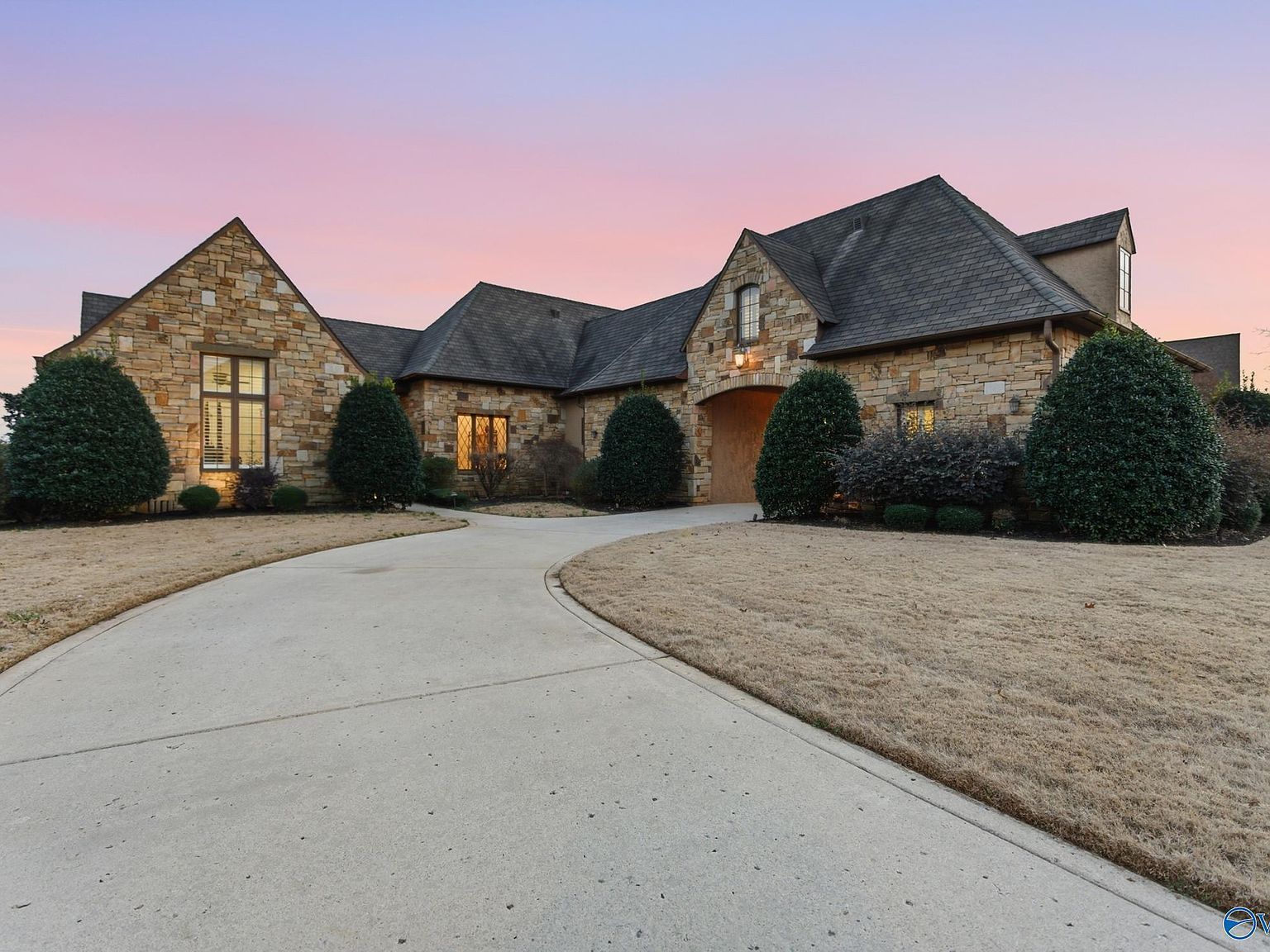 19 Lake Forest Blvd SW Huntsville, AL 35824 - Thumbnail 4