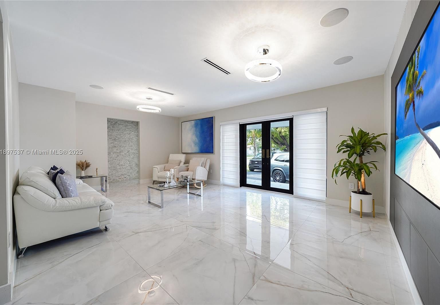 1851 NW 32nd Ave Miami, FL 33125 - Thumbnail 4