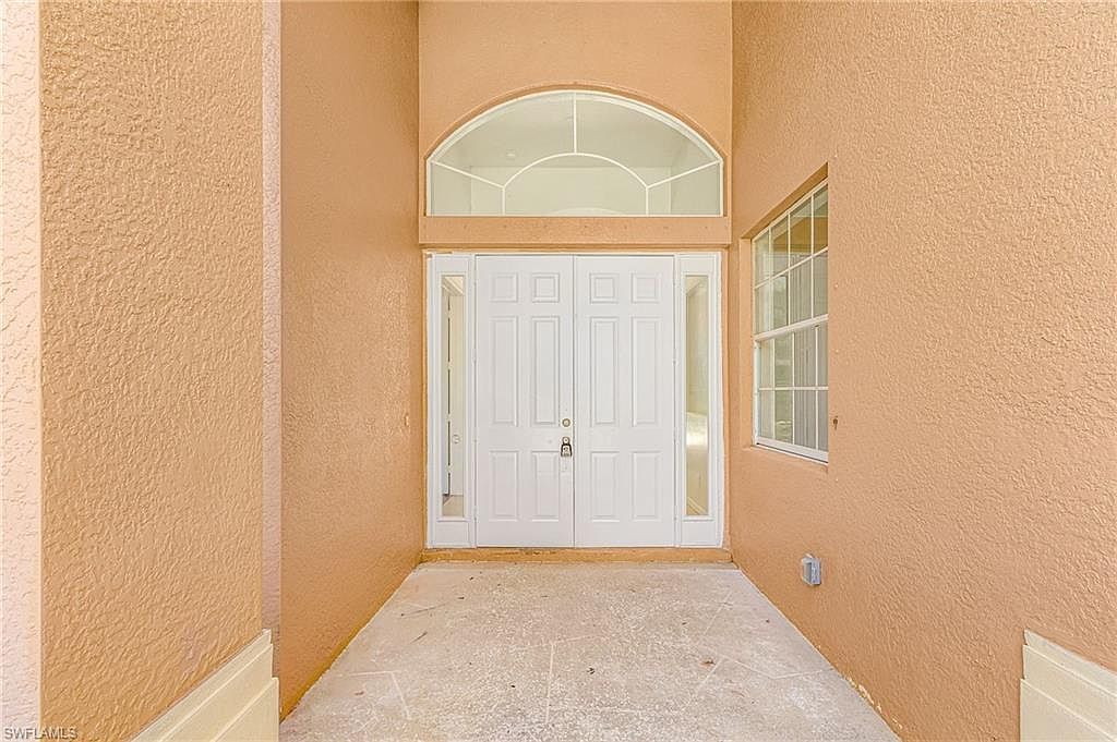 1440 16th Ave NE Naples, FL 34120 - Thumbnail 4