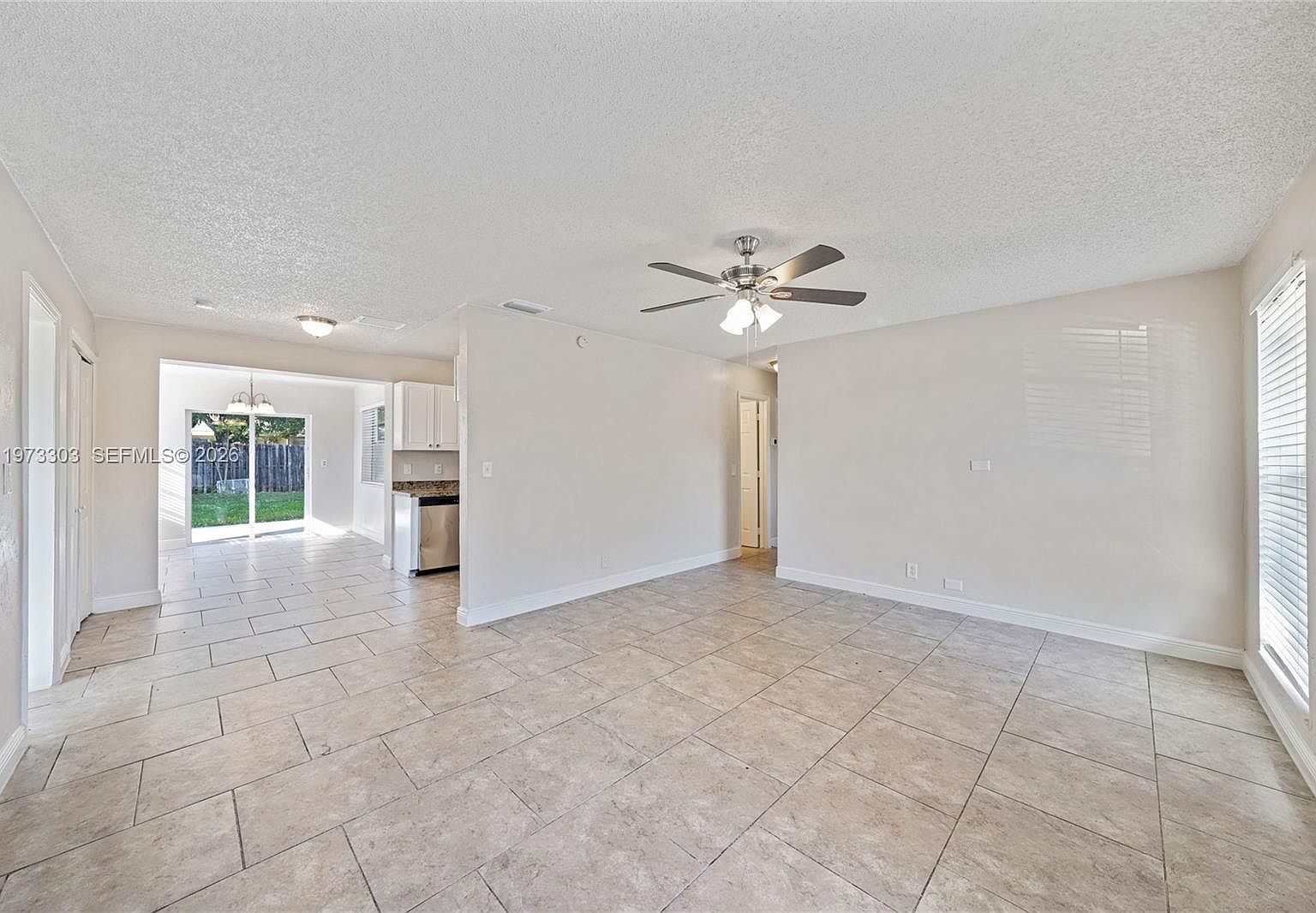4721 NW 12th St Lauderhill, FL 33313 - Thumbnail 4