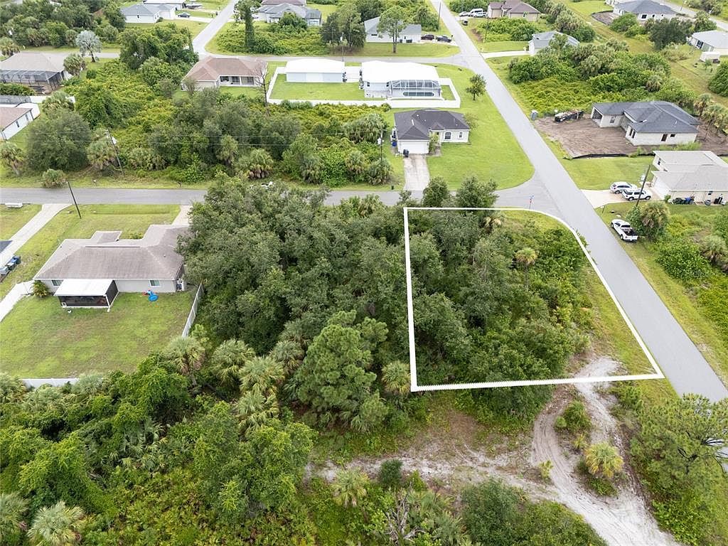 Bronco Ln #21 North Pt, FL 34287 - Thumbnail 4