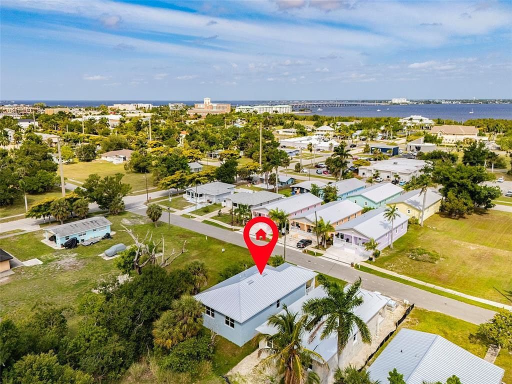 627 Fitzhugh Ave Punta Gorda, FL 33950 - Thumbnail 4