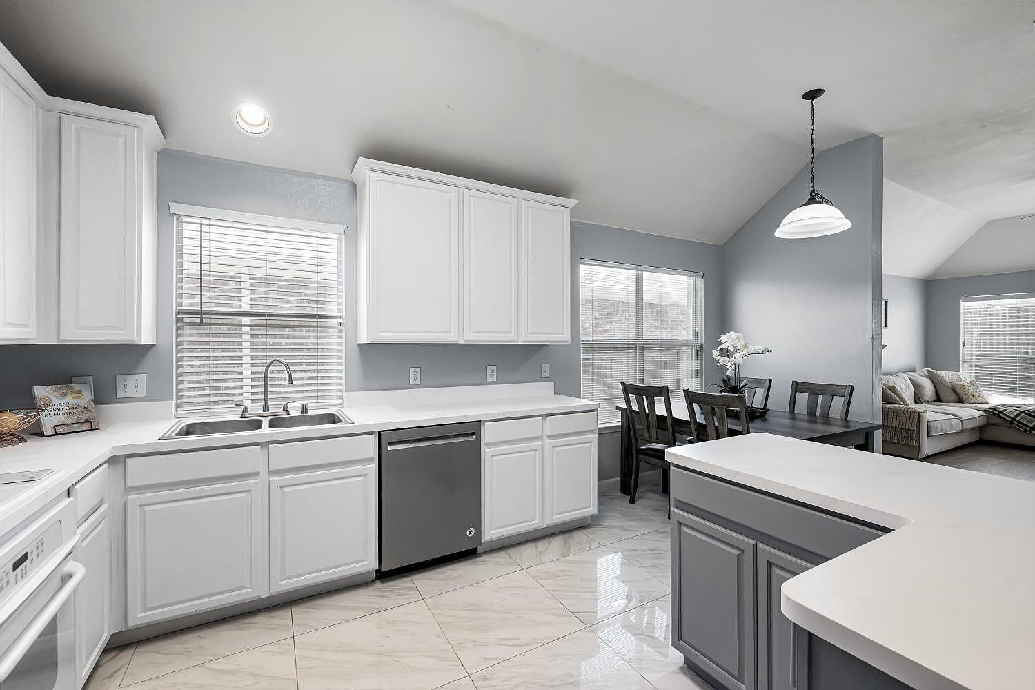 3013 Peppercorn Dr Euless, TX 76039 - Thumbnail 4