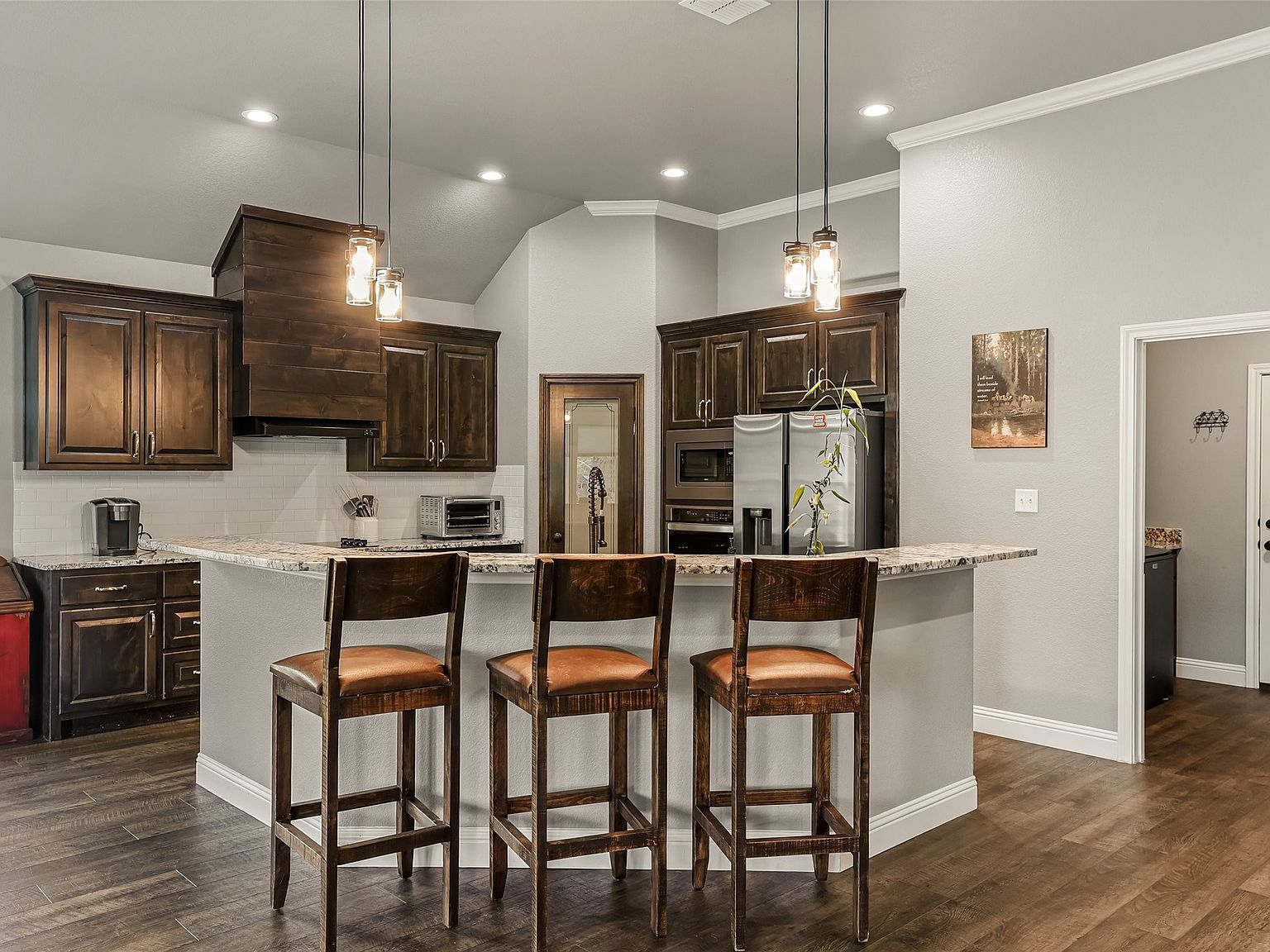 4905 Frio Dr Granbury, TX 76048 - Thumbnail 4