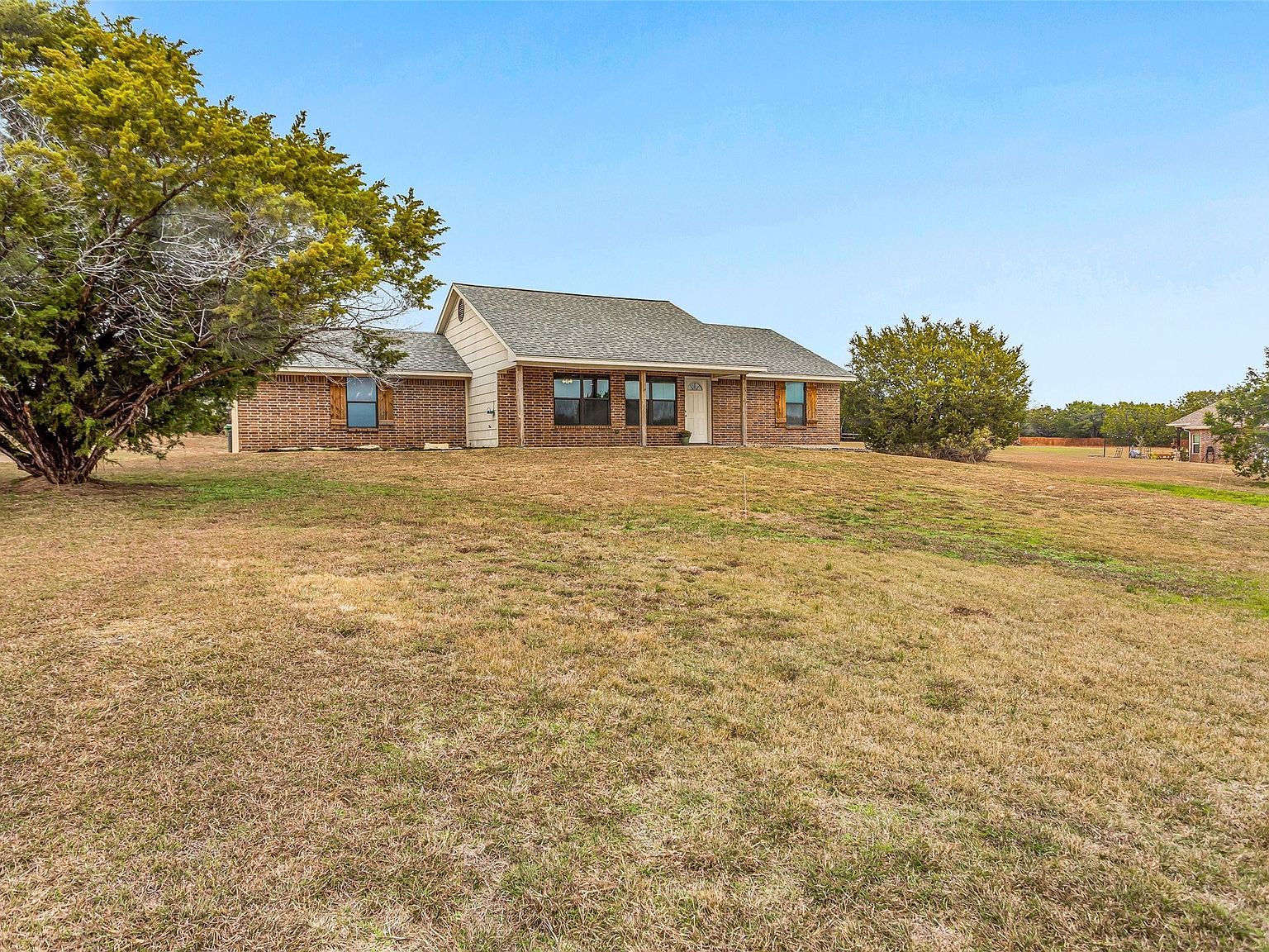 900 Bandera Trl Granbury, TX 76048 - Thumbnail 4