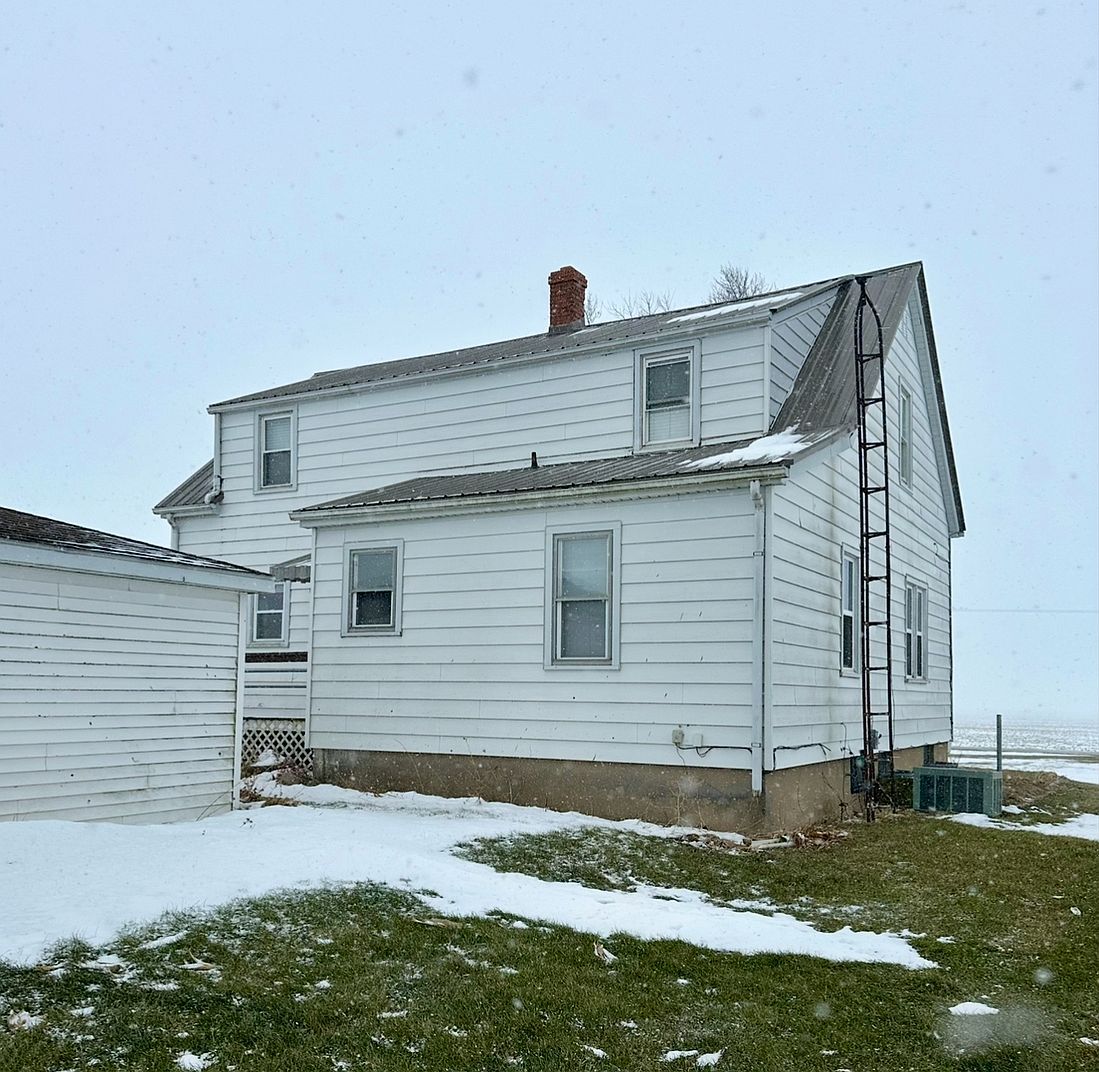 9825 E 11000n Rd Grant Park, IL 60940 - Thumbnail 4