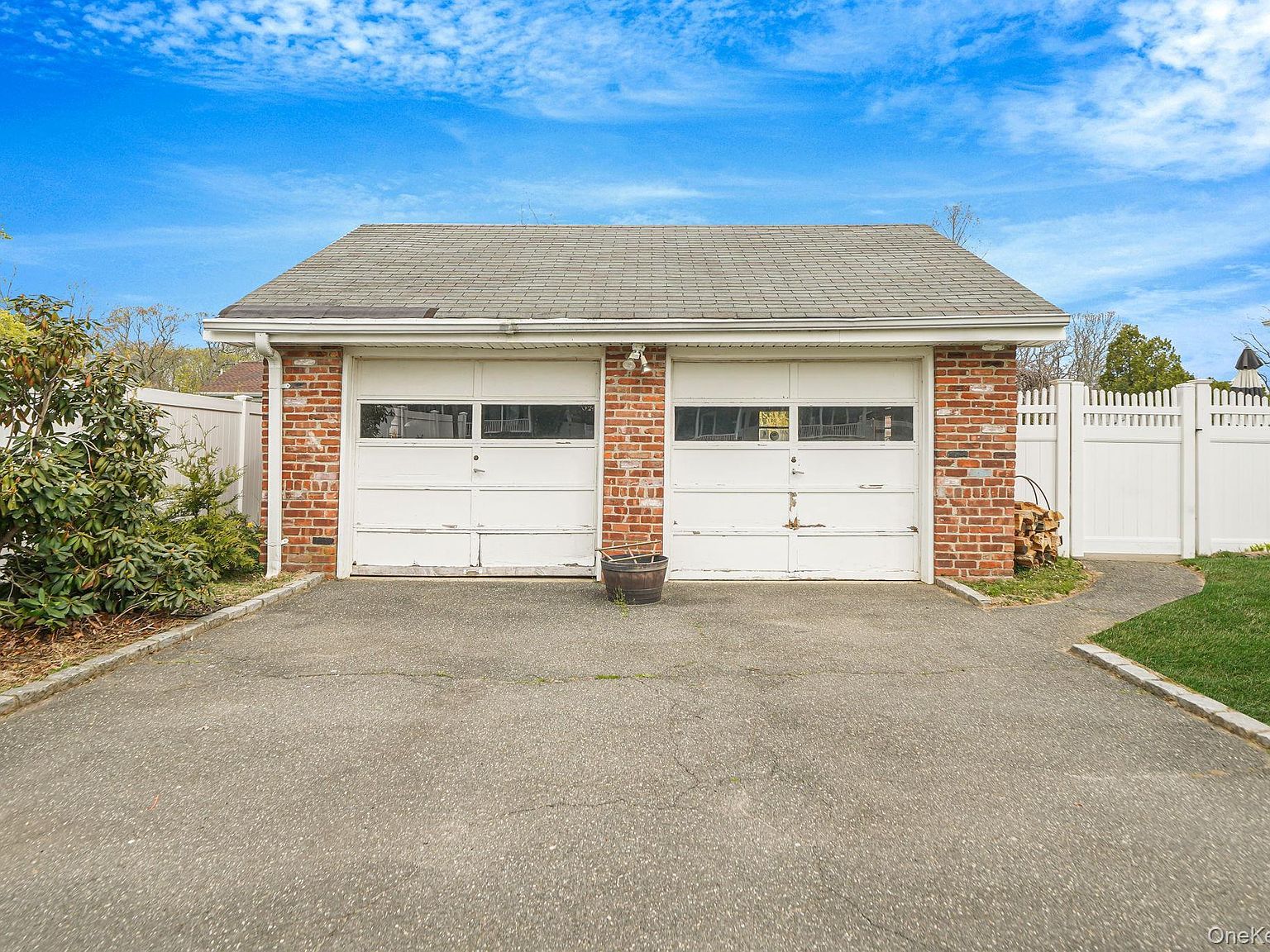 229 4th St Saint James, NY 11780 - Thumbnail 4