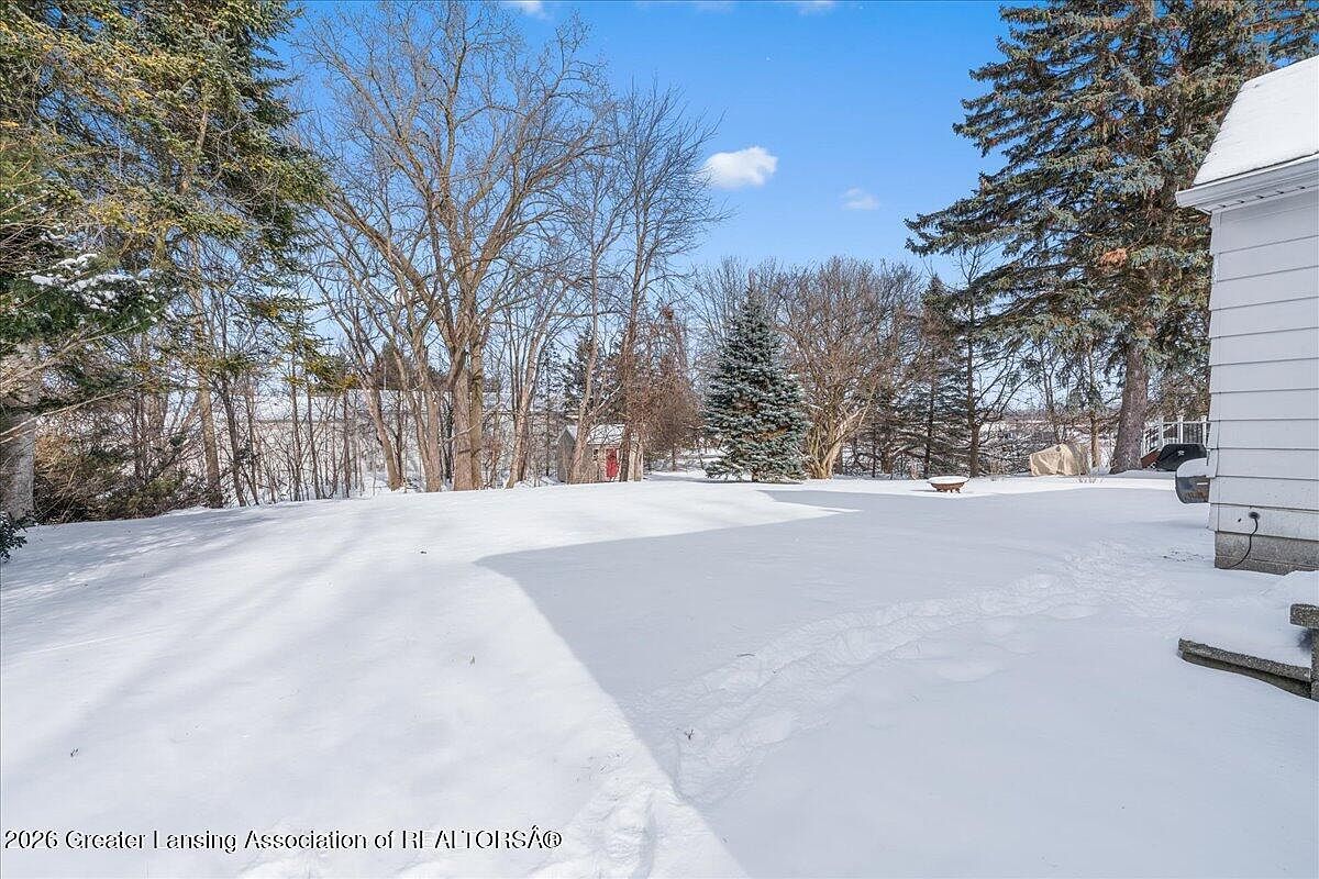 1109 Barr Ave Lansing, MI 48911 - Thumbnail 4